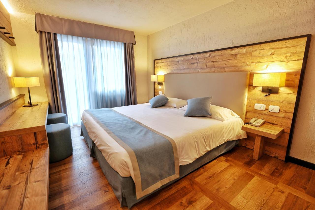 Th La Thuile - Planibel Hotel Екстер'єр фото