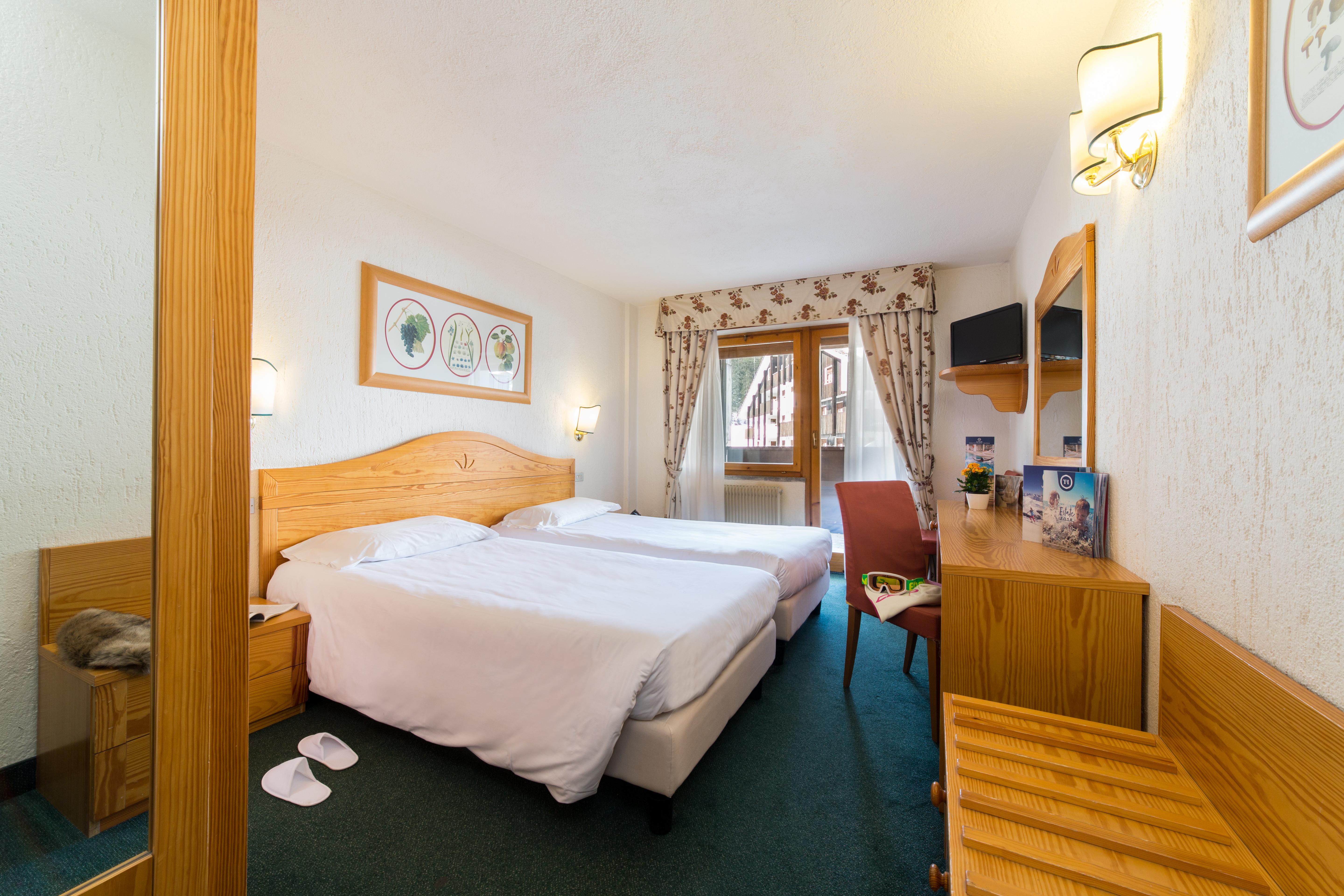 Th La Thuile - Planibel Hotel Екстер'єр фото