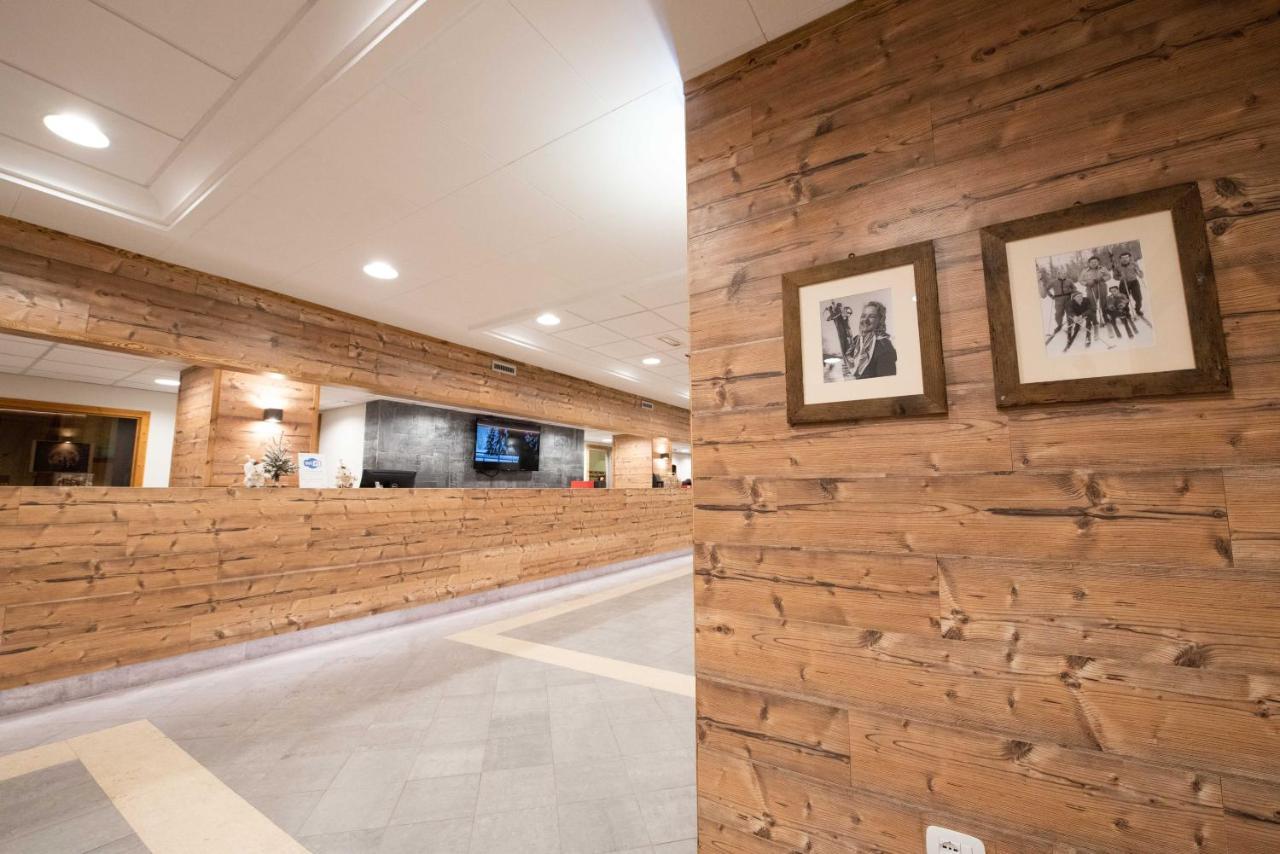 Th La Thuile - Planibel Hotel Екстер'єр фото